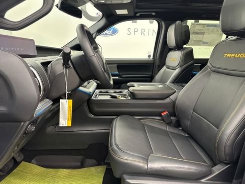 New 2026 Ford Expedition Tremor image 29