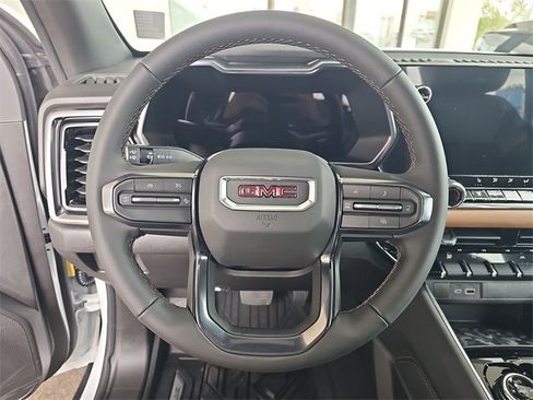 New 2026 GMC Canyon AT4 image 19