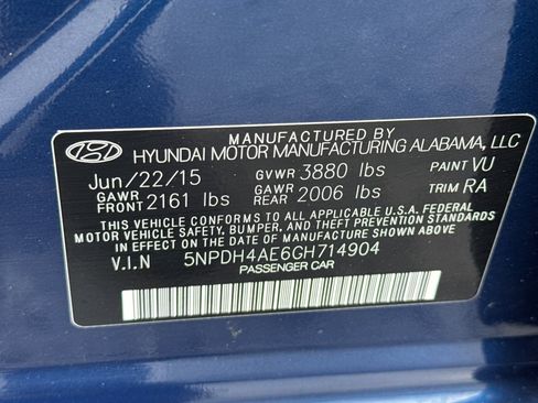 Used 2016 Hyundai Elantra SE image 27