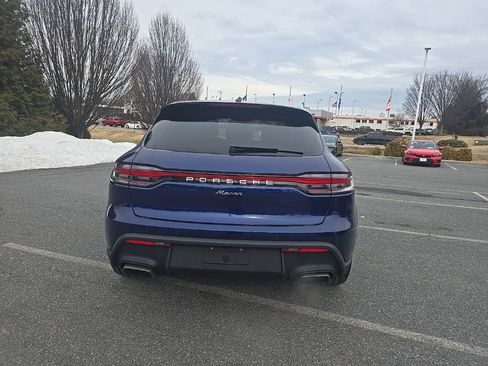 Used 2022 Porsche Macan image 7