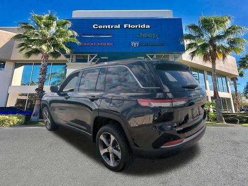 New 2026 Jeep Grand Cherokee Limited RWD image 6
