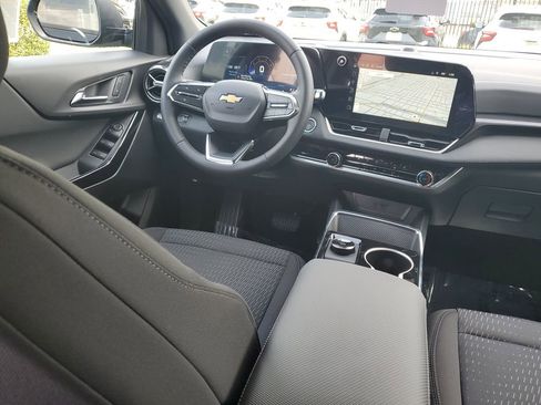 New 2026 Chevrolet Equinox LT w/ Safety and Technology Package image 10