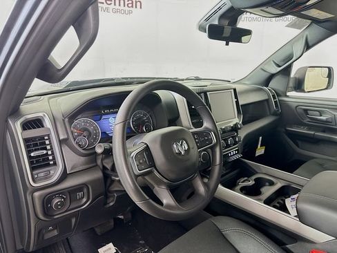 New 2026 RAM 1500 Express AWD/4WD image 9