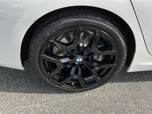 Used 2026 BMW 330i Sedan w/ M Sport Package RWD image 22