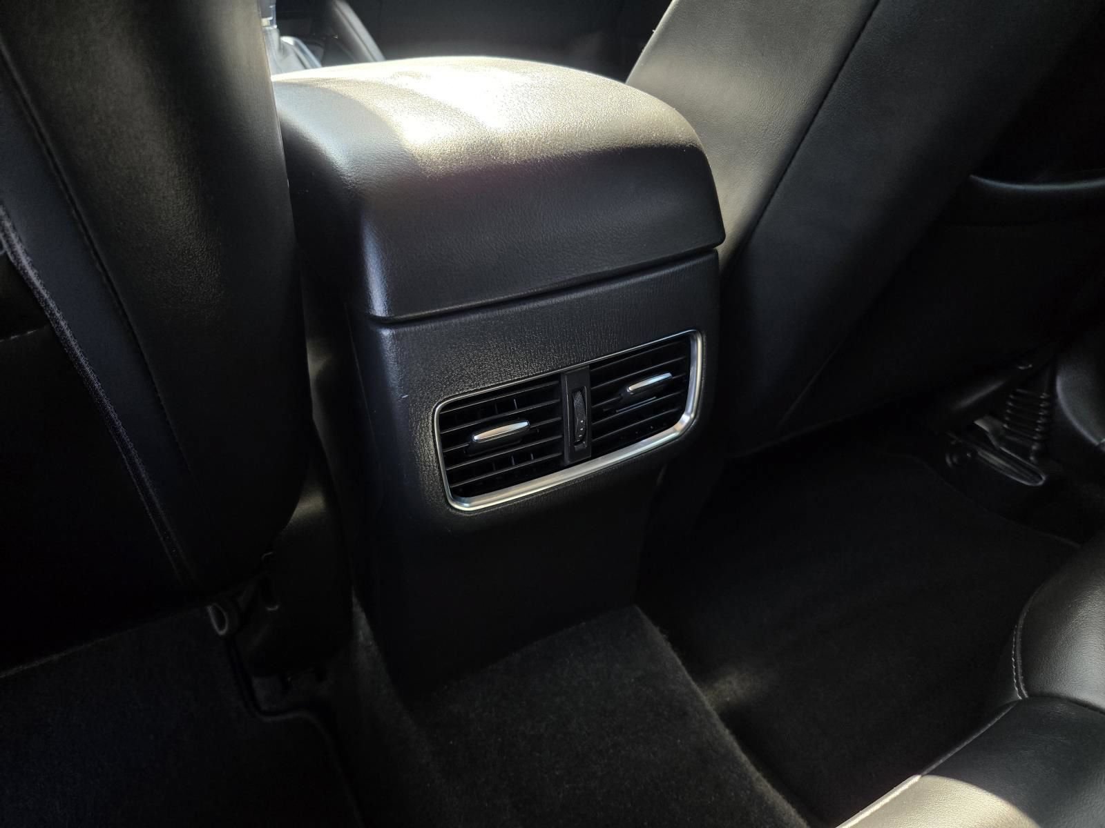 Used 2017 MAZDA CX-5 Touring w/ Preferred Equipment Package FWD image 22