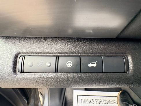 Used 2025 Nissan Pathfinder Rock Creek image 18