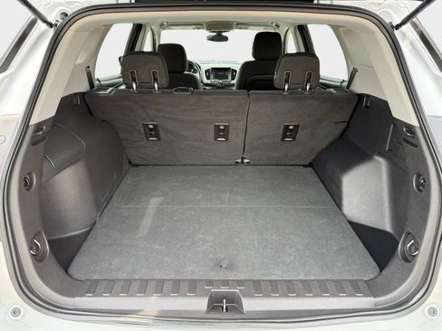 Used 2019 GMC Terrain SLE AWD/4WD image 9