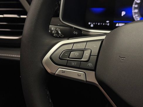 New 2026 Volkswagen Taos SE AWD/4WD image 27