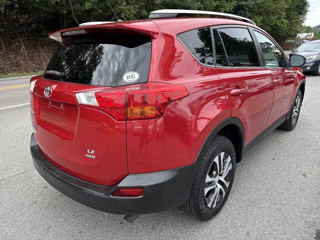 Used 2014 Toyota RAV4 LE AWD/4WD image 7