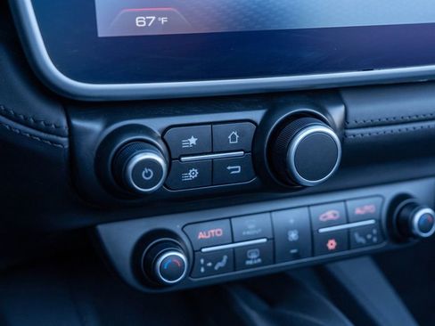 Used 2019 Ferrari Portofino image 43