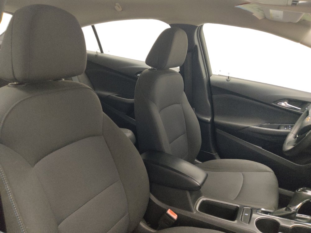 Used 2018 Chevrolet Cruze LT FWD image 21