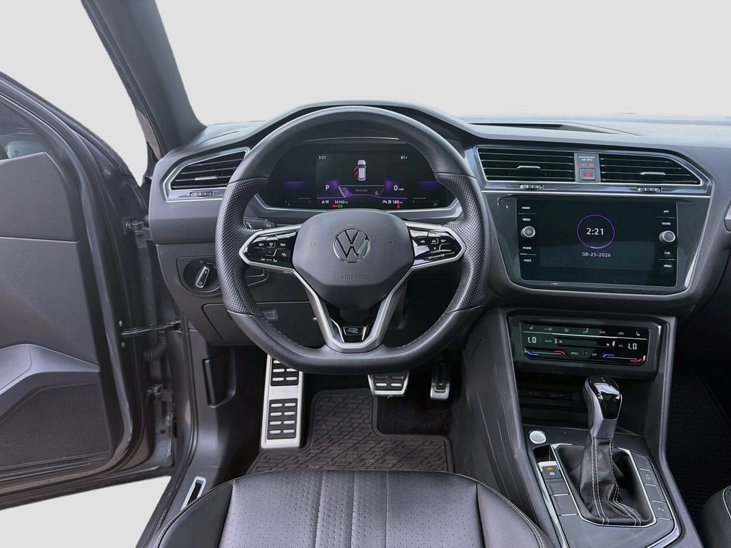 Used 2023 Volkswagen Tiguan SE R-Line FWD image 25