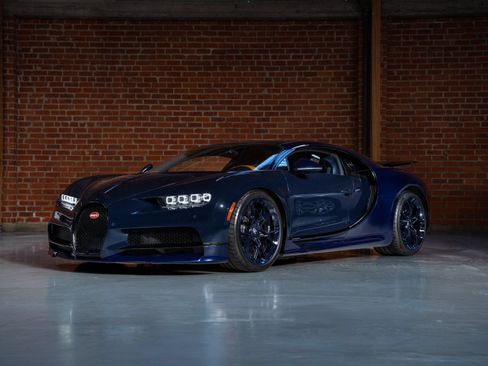 Used 2023 Bugatti Chiron AWD/4WD image 1