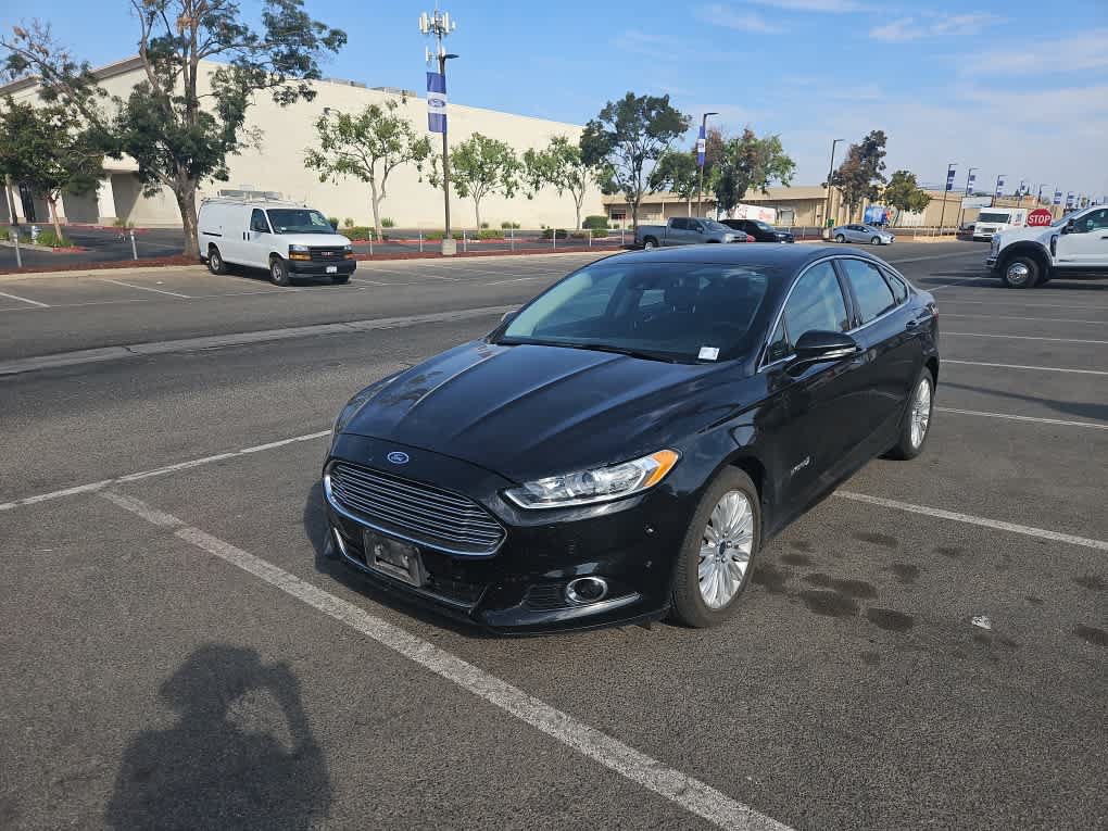 Used 2013 Ford Fusion SE FWD image 1