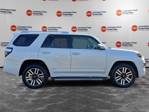 Used 2017 Toyota 4Runner Limited AWD/4WD image 8