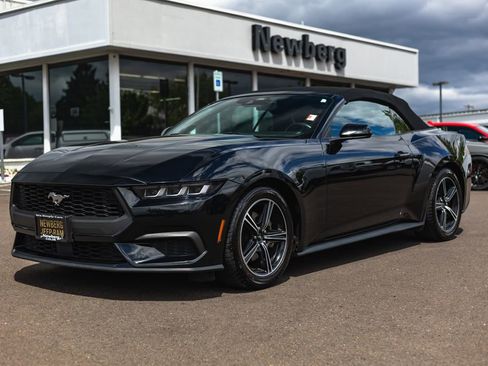 Used 2024 Ford Mustang Premium RWD image 6