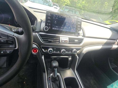 Used 2021 Honda Accord LX image 3
