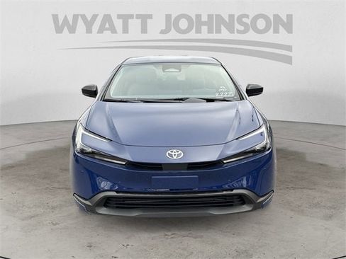New 2026 Toyota Prius LE image 8