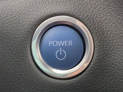 Used 2024 Toyota Tundra Limited AWD/4WD image 25