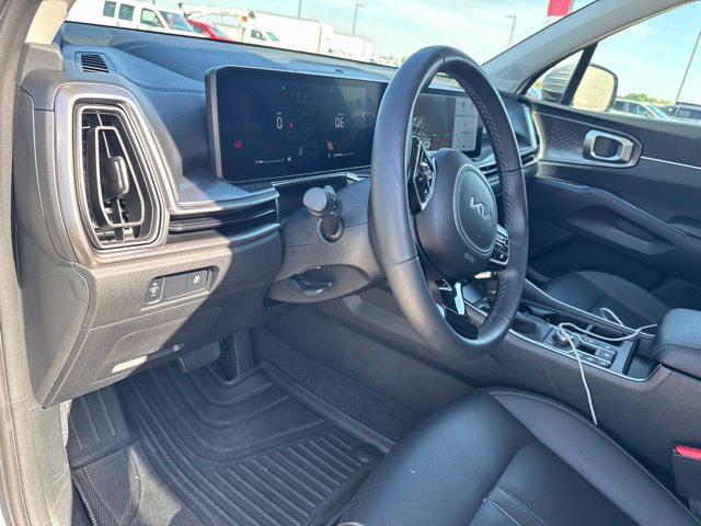 Used 2024 Kia Sorento S AWD/4WD image 21