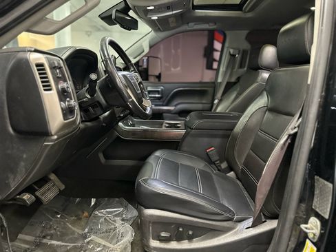 Used 2016 GMC Sierra 3500 Denali w/ Duramax Plus Package image 15