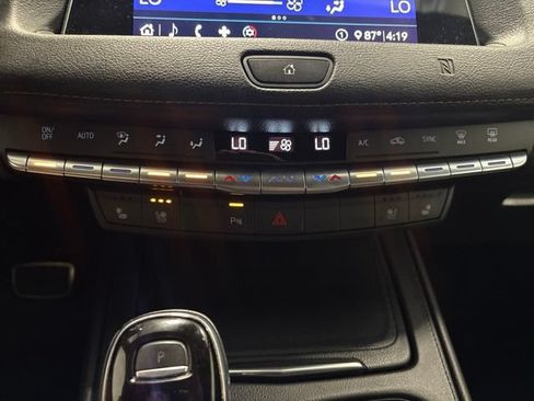 Used 2020 Cadillac XT4 Sport w/ LPO, Midnight Sport Package AWD/4WD image 22
