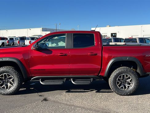 New 2026 Chevrolet Colorado ZR2 w/ Technology Package image 9