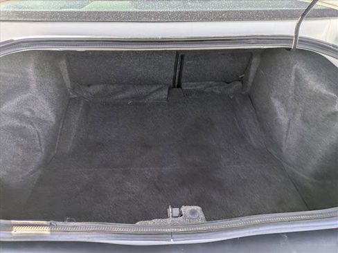 Used 2020 Dodge Challenger SXT image 6