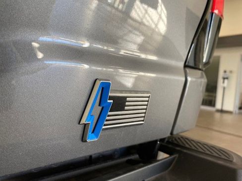 New 2023 Ford F150 Lightning Platinum image 11