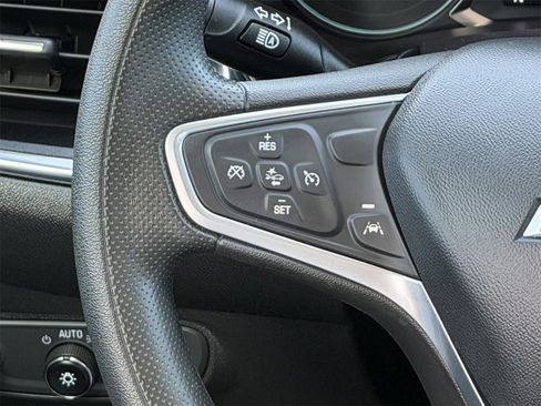 Used 2023 Chevrolet Equinox LT image 14