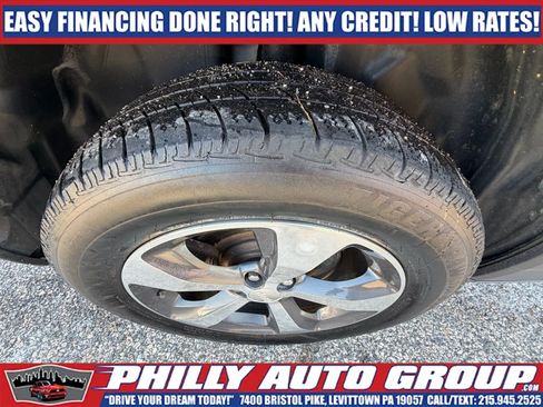 Used 2019 Jeep Cherokee Limited image 33