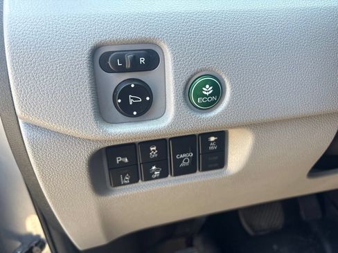Used 2017 Honda Ridgeline RTL-E image 15