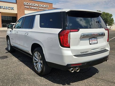 Certified 2022 GMC Yukon XL Denali AWD/4WD image 3