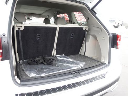 Used 2019 Volkswagen Atlas SEL Premium image 30