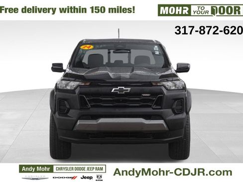 Used 2024 Chevrolet Colorado Trail Boss w/ Technology Package image 2