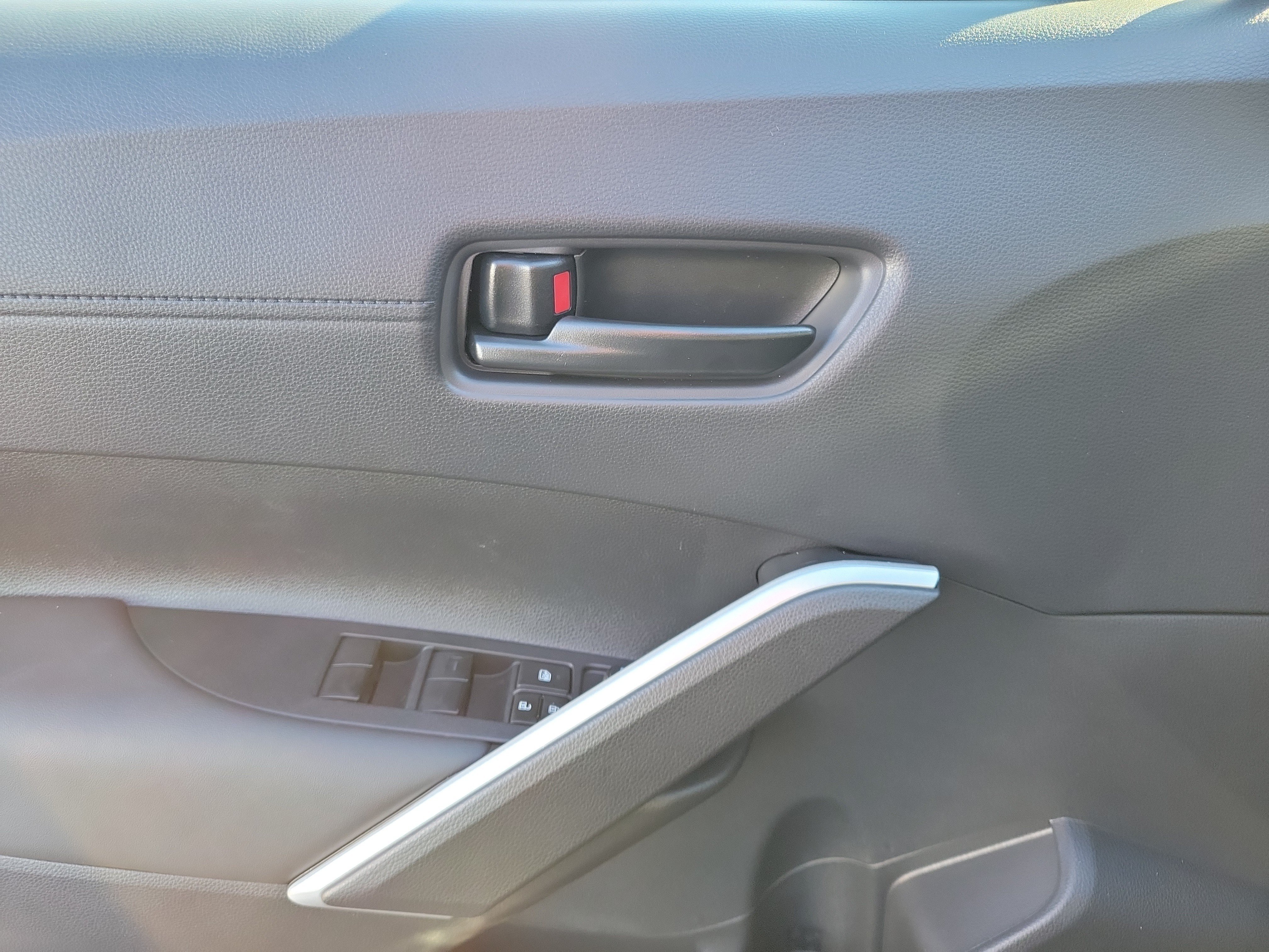 New 2026 Toyota Corolla Cross LE FWD image 17