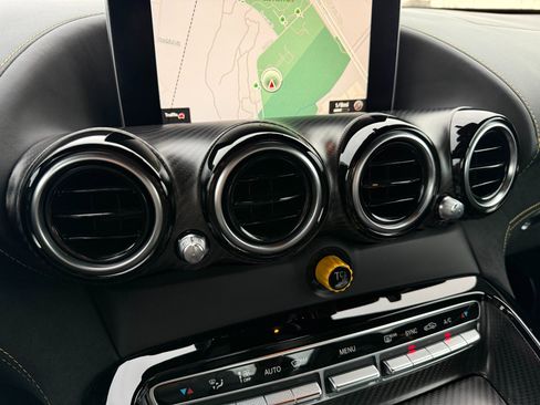 Used 2018 Mercedes-Benz AMG GT R image 31