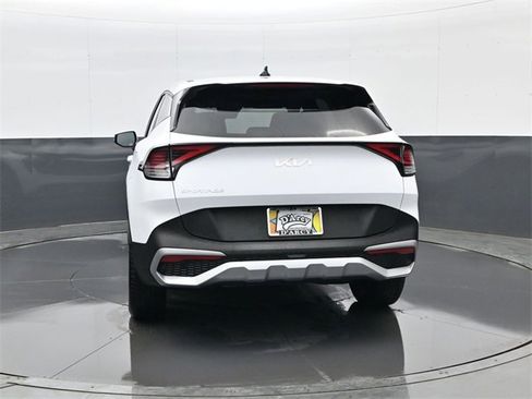 Used 2024 Kia Sportage EX image 6