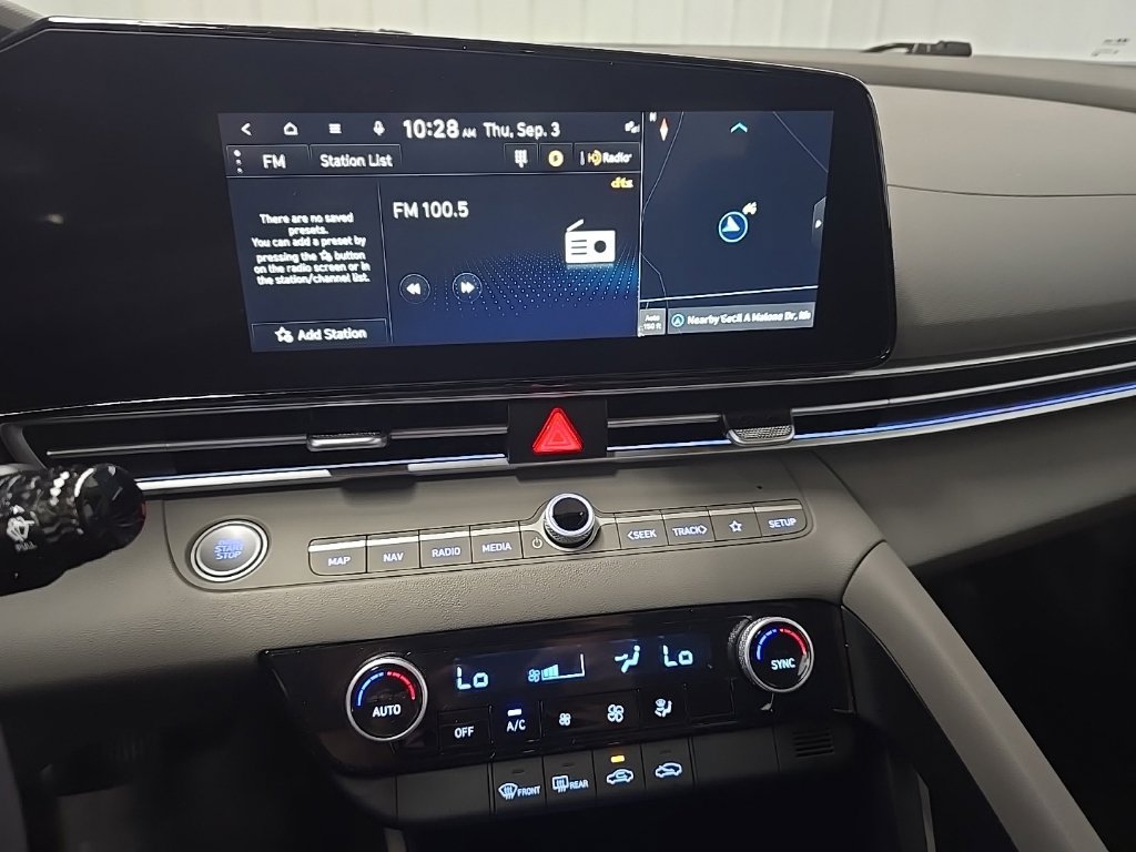 Used 2024 Hyundai Elantra SEL FWD image 28