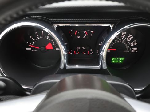 Used 2007 Ford Mustang GT RWD image 10