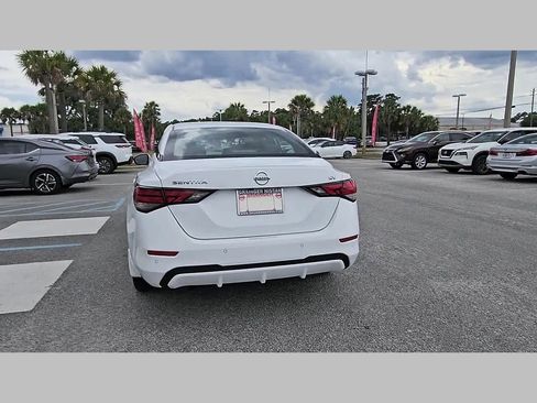Used 2021 Nissan Sentra SV FWD image 30