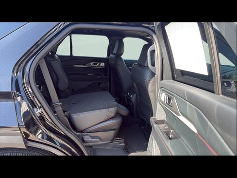 New 2026 Ford Explorer ST AWD/4WD image 23