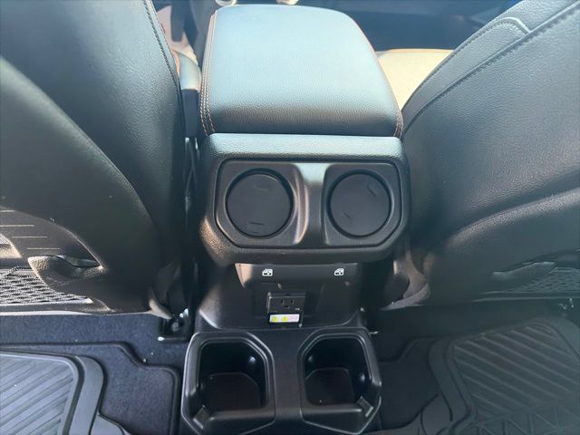 Used 2023 Jeep Gladiator Mojave w/ LED Lighting Group AWD/4WD image 13
