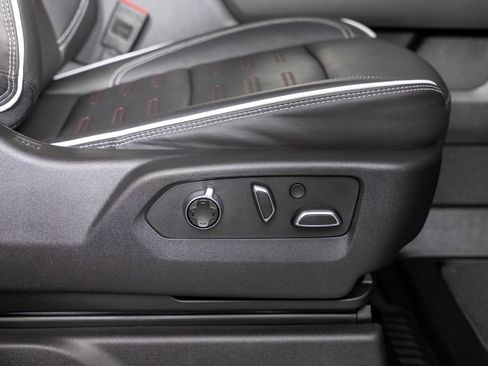Used 2025 GMC Sierra 1500 AT4X AWD/4WD image 29
