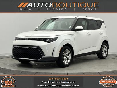 Used 2023 Kia Soul LX w/ LX Technology Package