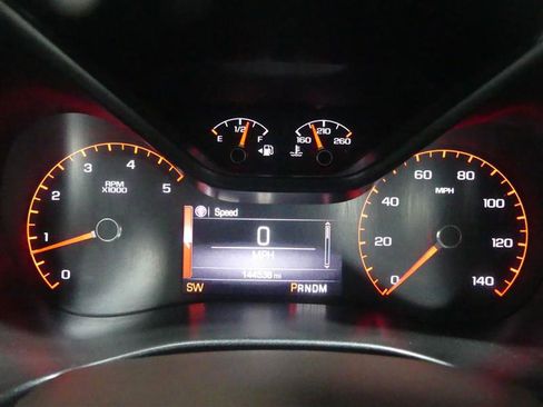 Used 2016 GMC Canyon SLT w/ Driver Alert Package image 30