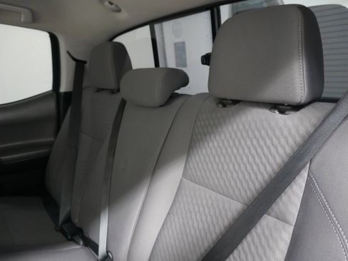 Used 2021 Toyota Tacoma SR5 w/ SR5 Appearance Package (SM) RWD image 14