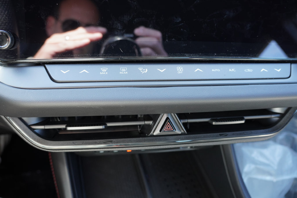 New 2026 Dodge Charger R/T AWD/4WD image 16