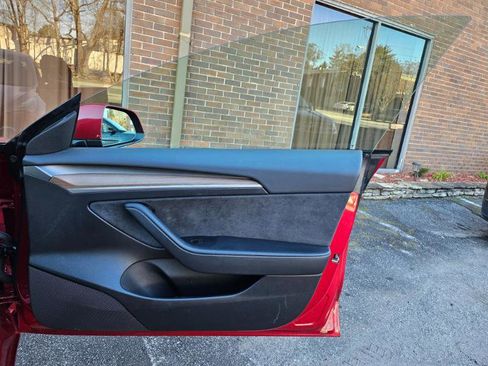 Used 2023 Tesla Model 3 Standard Range image 51