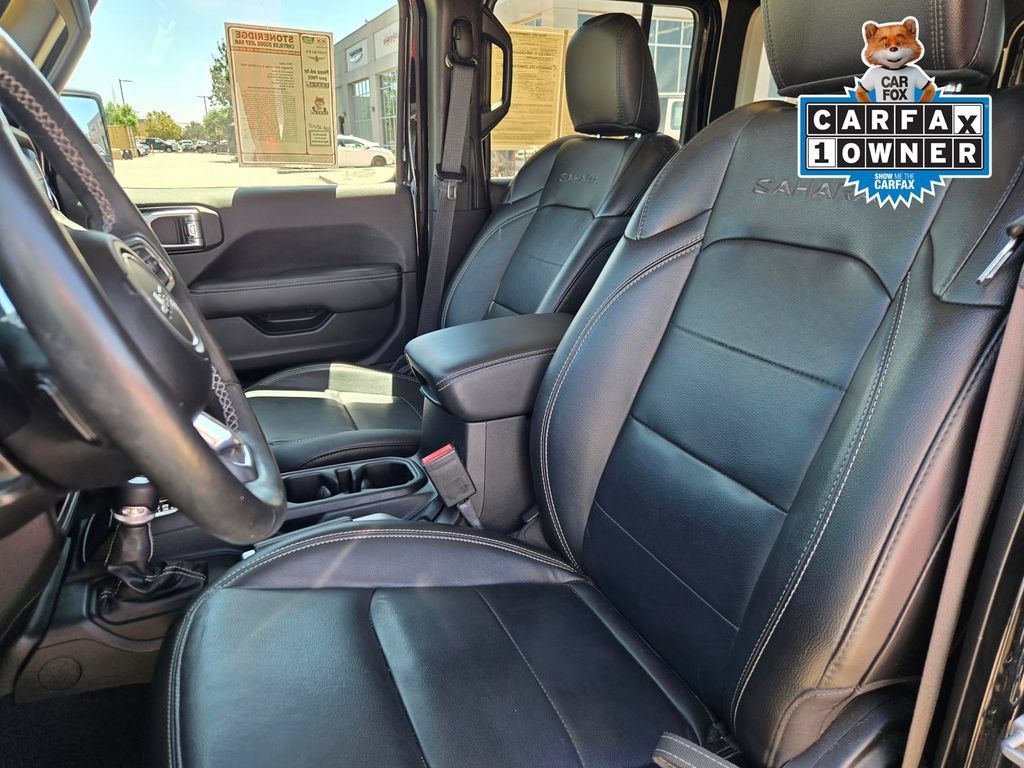 Used 2023 Jeep Wrangler Unlimited Sahara w/ Cold Weather Group AWD/4WD image 19